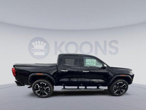 2025 GMC Canyon Denali