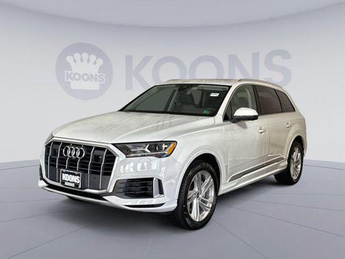 2022 Audi Q7 55 Premium Plus
