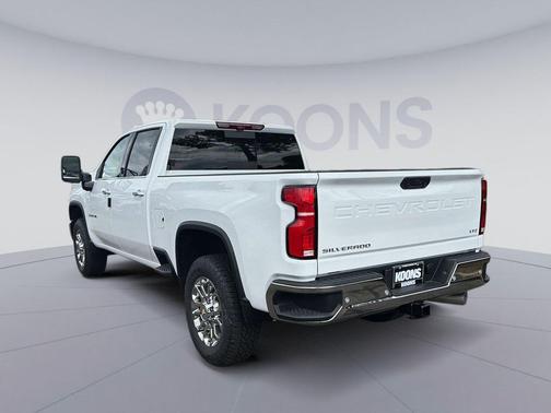 Summit White 2026 Chevrolet Silverado 2500 LTZ