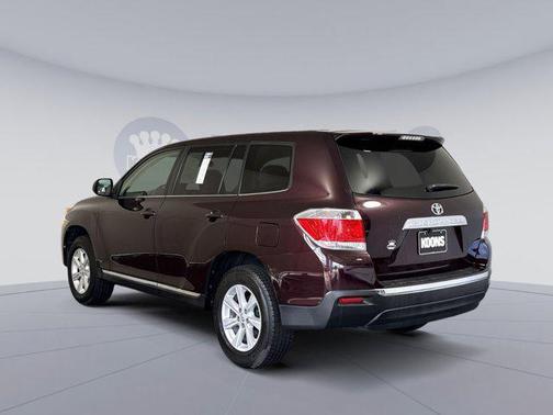 2013 Toyota Highlander SE