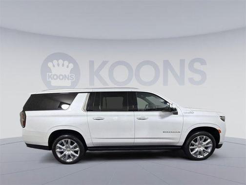 2021 Chevrolet Suburban 4WD High Country