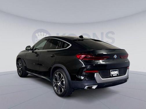 Black Sapphire Metallic 2023 BMW X6 xDrive40i