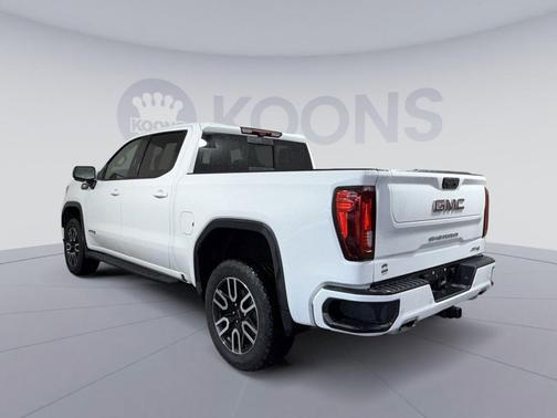 Summit White 2025 GMC Sierra 1500 AT4