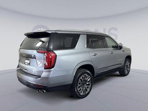 Sterling Metallic 2024 GMC Yukon Denali Ultimate