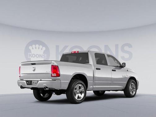 2018 RAM 1500 Night Crew Cab 4x4 5'7' Box