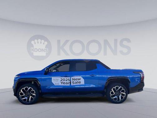 2025 Chevrolet Silverado EV RST