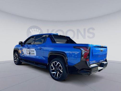 2025 Chevrolet Silverado EV RST