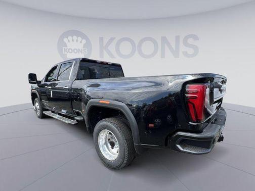 2025 GMC Sierra 3500 Denali