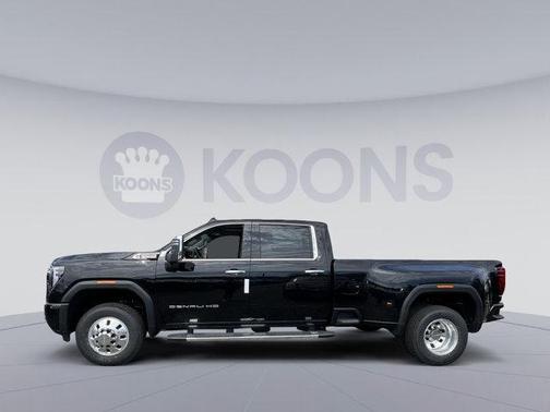 2025 GMC Sierra 3500 Denali