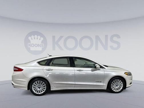 2015 Ford Fusion Hybrid SE