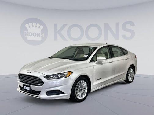 2015 Ford Fusion Hybrid SE