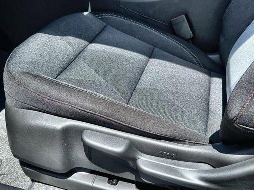 2025 Chevrolet Trax FWD 1RS
