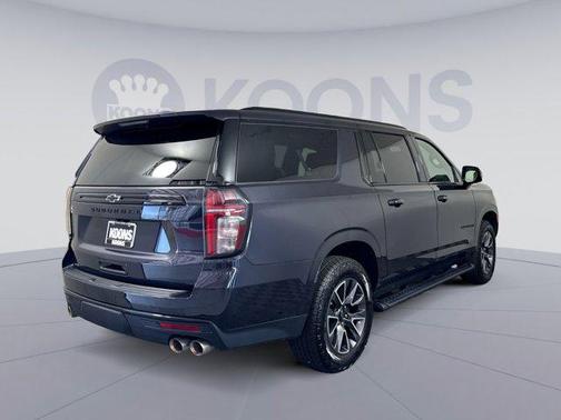 Dark Ash Metallic 2024 Chevrolet Suburban 4WD Z71