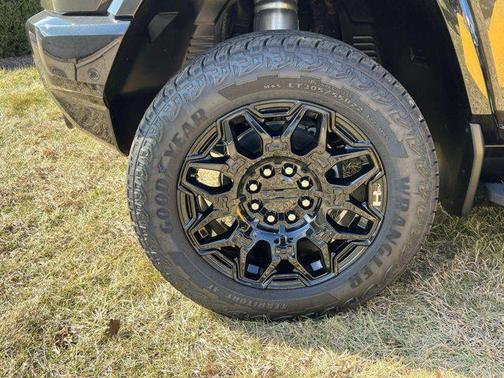 2025 GMC HUMMER EV Pickup 2X