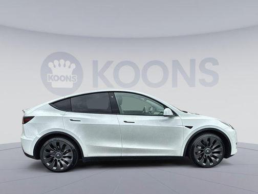 2021 Tesla Model Y Long Range Dual Motor All-Wheel Drive