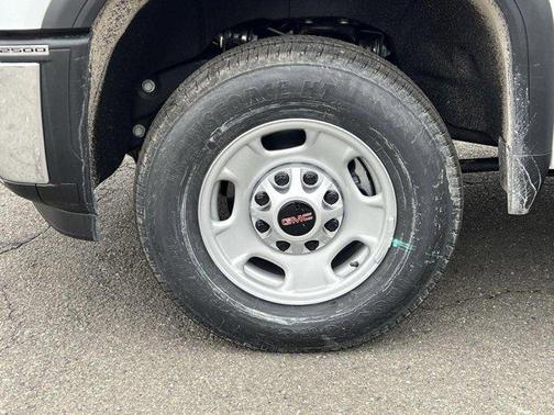 2025 GMC Sierra 2500 Base