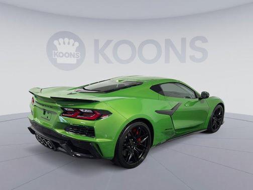 Roswell Green Metallic 2026 Chevrolet Corvette Z06