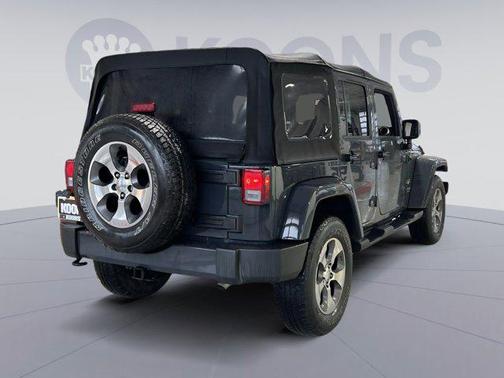 2017 Jeep Wrangler Unlimited Sahara
