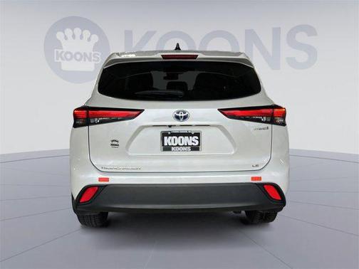 2023 Toyota Highlander Hybrid LE