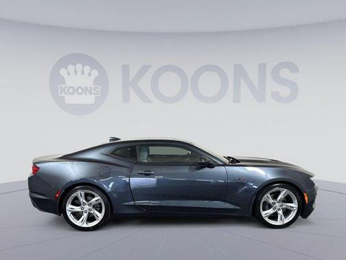 2022 Chevrolet Camaro RWD Coupe LT1