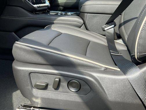 2025 GMC Yukon 4WD Elevation