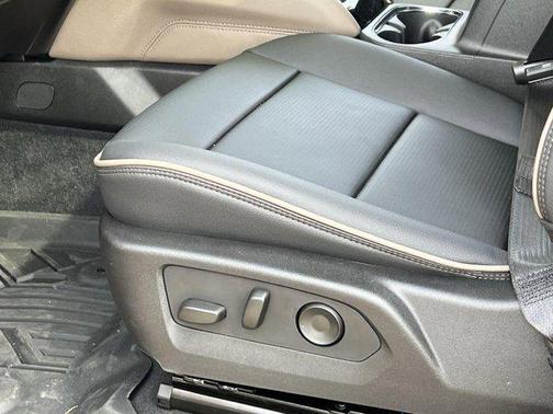 2025 GMC Canyon Denali