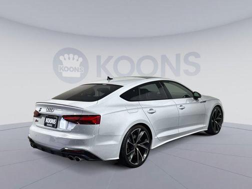 2022 Audi S5 Premium Plus TFSI quattro Tiptronic