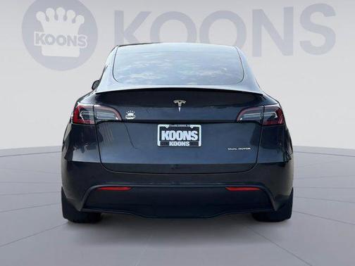 2024 Tesla Model Y Long Range Dual Motor All-Wheel Drive