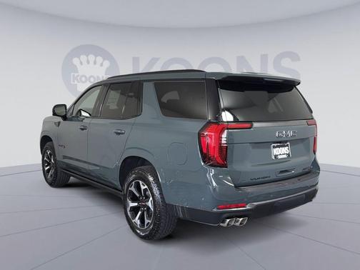 Midnight Pine 2026 GMC Yukon 4WD AT4