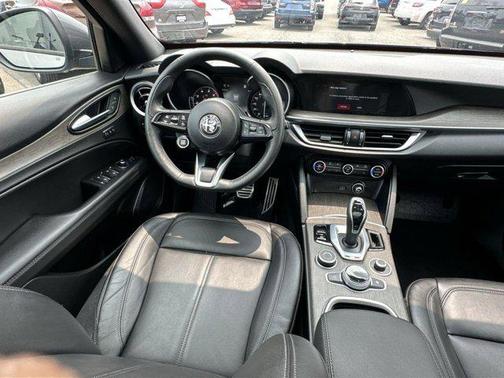 2022 Alfa Romeo Stelvio Ti