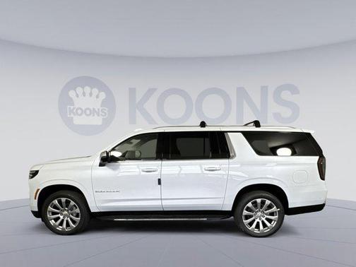 Polar White Tricoat 2026 Chevrolet Suburban Premier