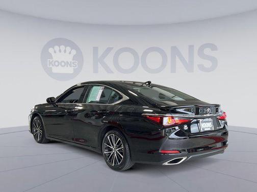 2024 Lexus ES 350 Base