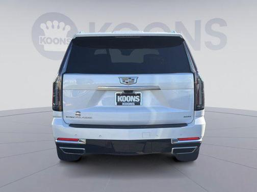 2025 Cadillac Escalade ESV Premium Luxury
