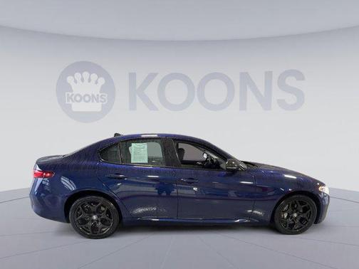 2021 Alfa Romeo Giulia Base