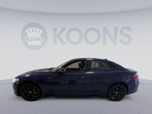 2021 Alfa Romeo Giulia Base