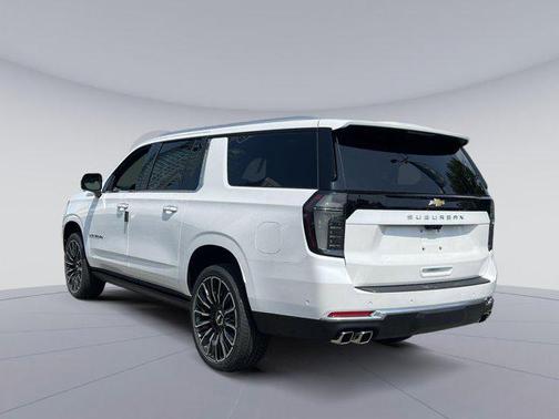 2025 Chevrolet Suburban 4WD High Country