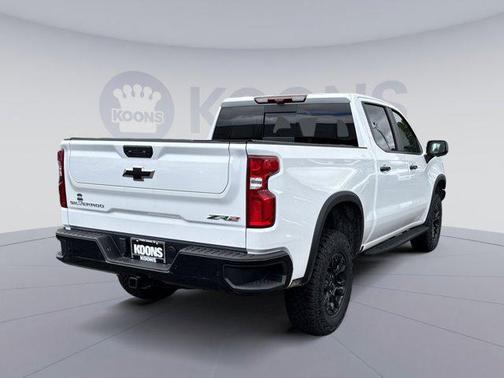 2025 Chevrolet Silverado 1500 ZR2