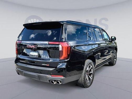 2025 GMC Yukon XL 4WD AT4 Ultimate