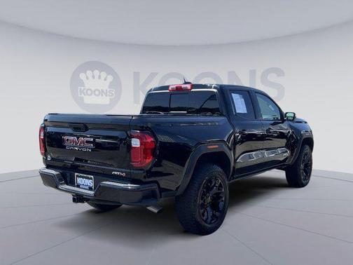 2023 GMC Canyon Base
