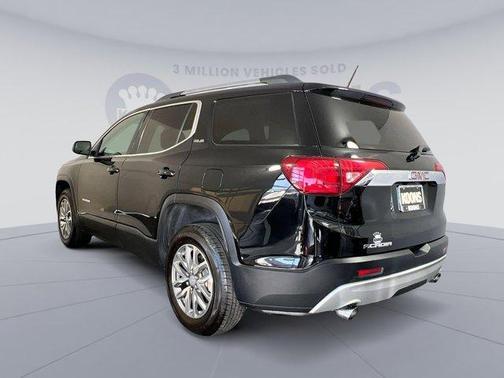 Photo 3 of 24 of 2019 GMC Acadia SLE-2