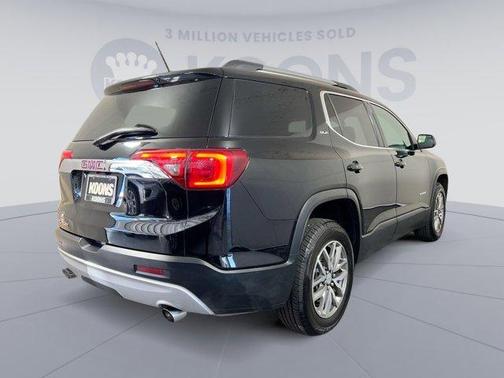 Photo 5 of 24 of 2019 GMC Acadia SLE-2