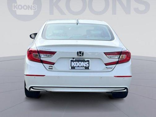 2022 Honda Accord Hybrid Touring