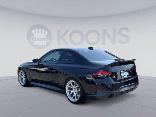 2022 BMW 230 i