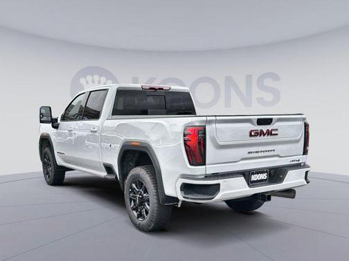 2026 GMC Sierra 2500 AT4