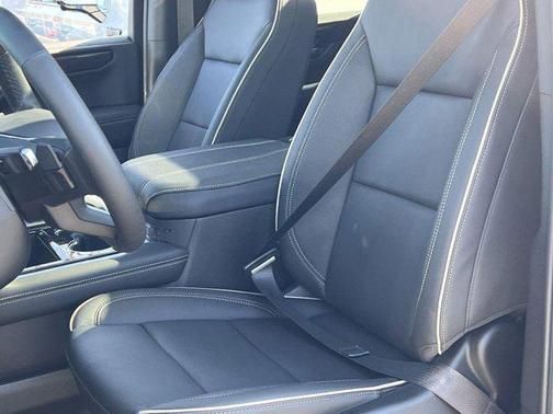 2025 GMC Yukon XL 4WD Elevation