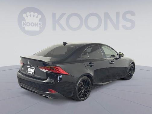 2018 Lexus IS 300 Base