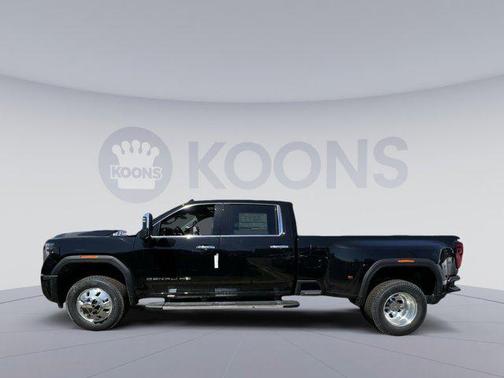 2025 GMC Sierra 3500 Denali