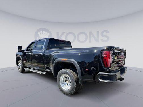 2025 GMC Sierra 3500 Denali