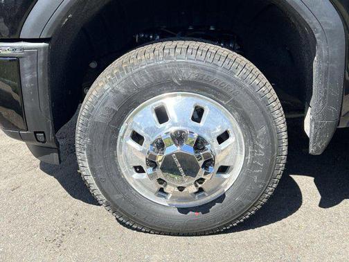 2025 GMC Sierra 3500 Denali