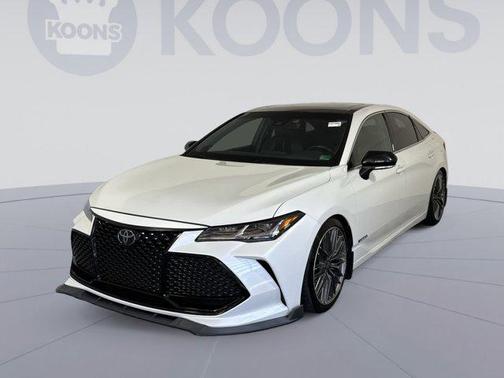 Wind Chill Pearl 2019 Toyota Avalon Touring